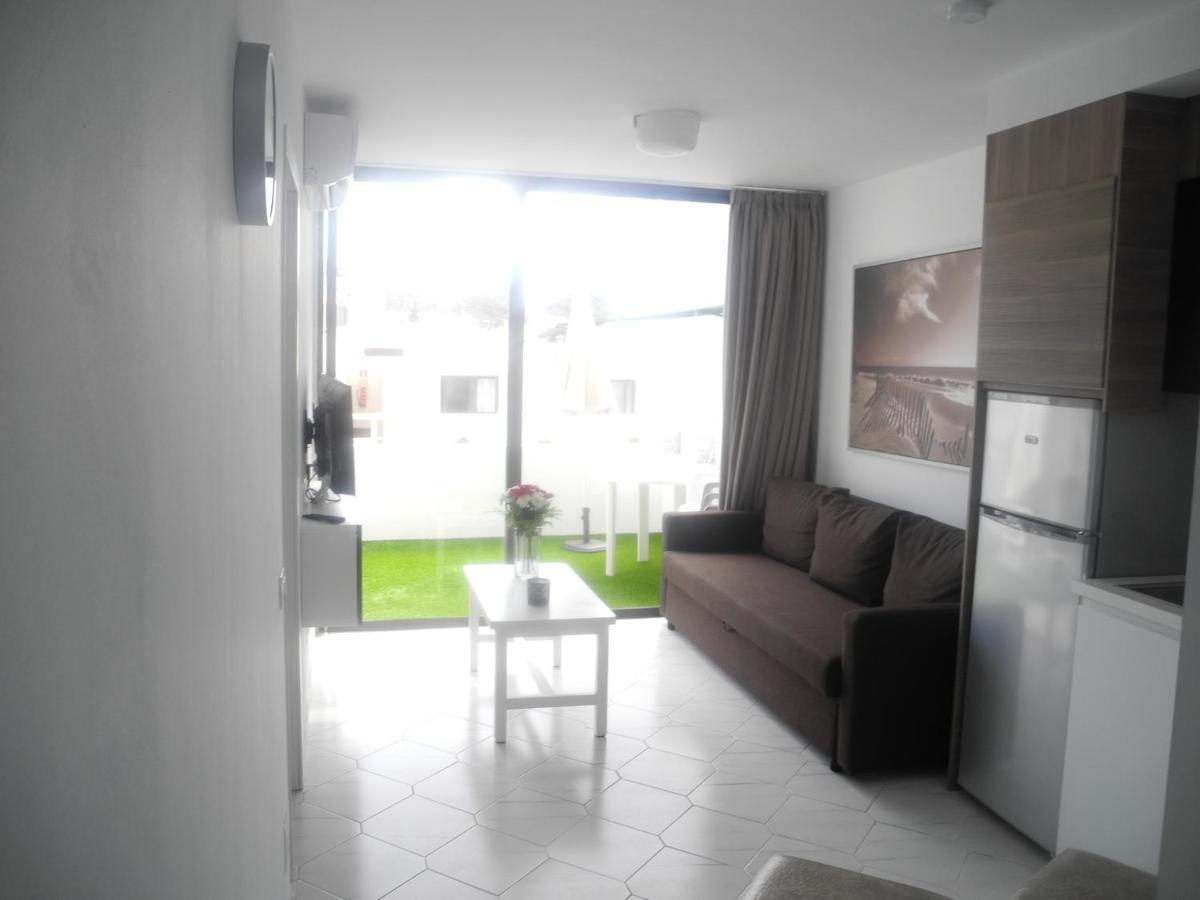 Apartamentos Los Mocanes Puerto Rico  Kültér fotó